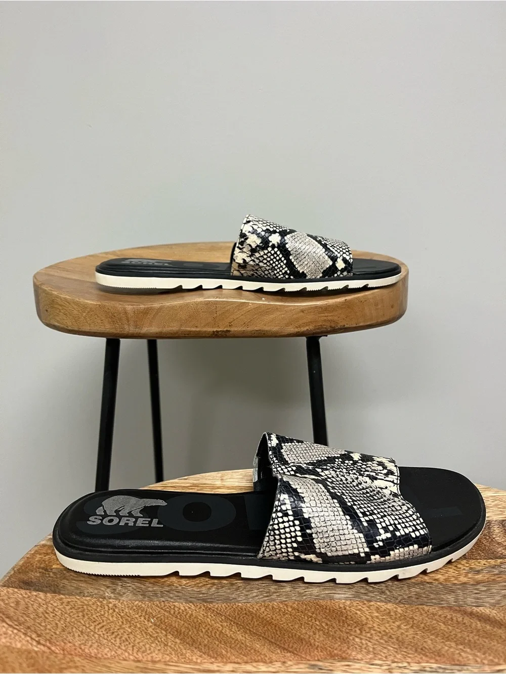 Sorel Ella II Block Slide in Black/Ivory Snake Print Leather - Size 10